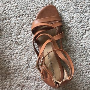 Croft & Barrow with Ortholite Brown Sandals 9.5